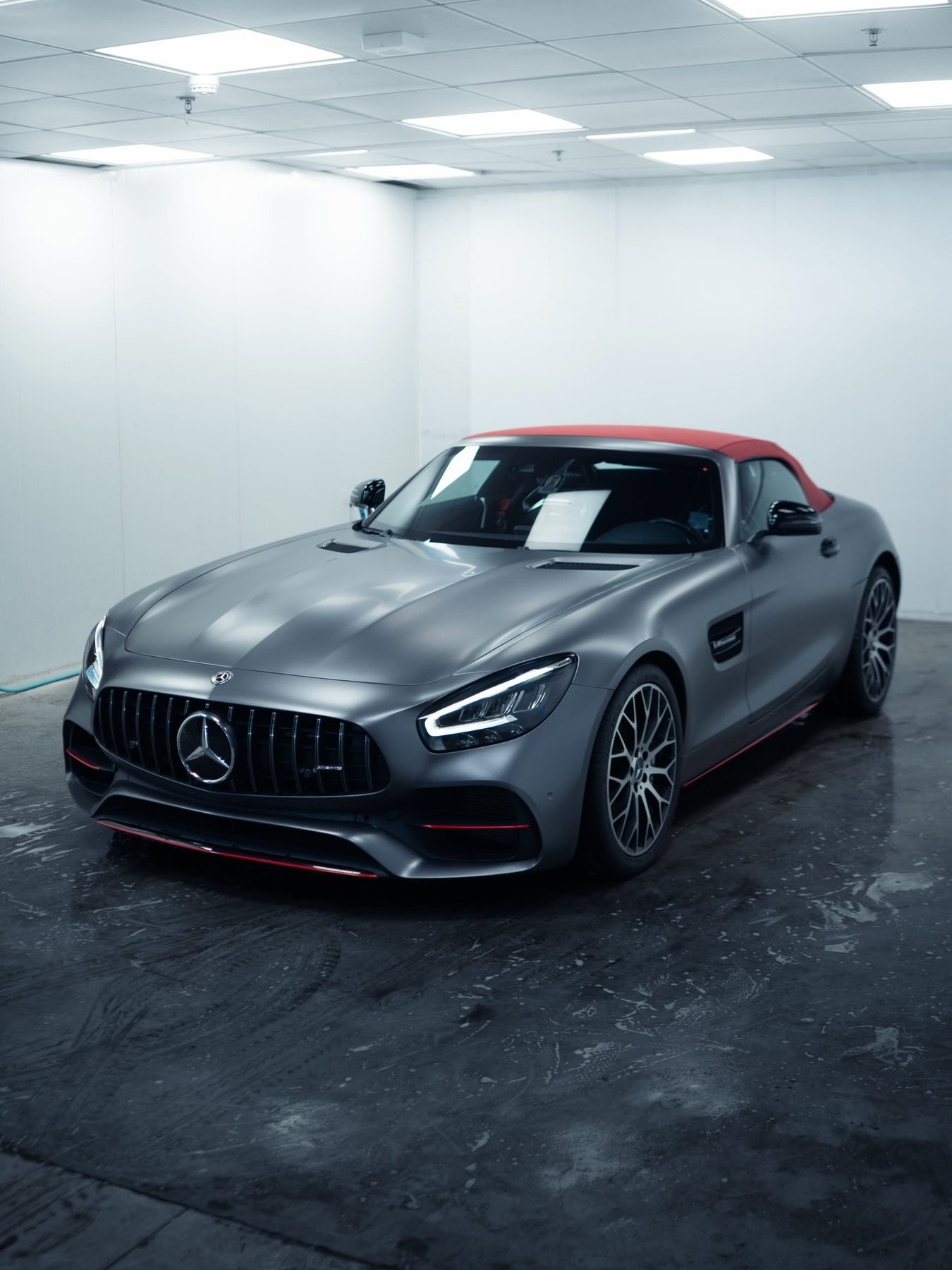 מרצדס AMG GT S בצבע אפור מט אחרי טיפול וציפוי ננו יעודי למט
