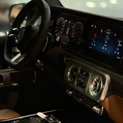 דשבורד מרצדס G450d אחרי דיטיילינג פנים מקצועי